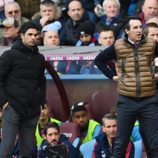 A atitude de Unai Emery em campo mudou